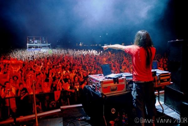 Colorstorm Mixtape – Bassnectar