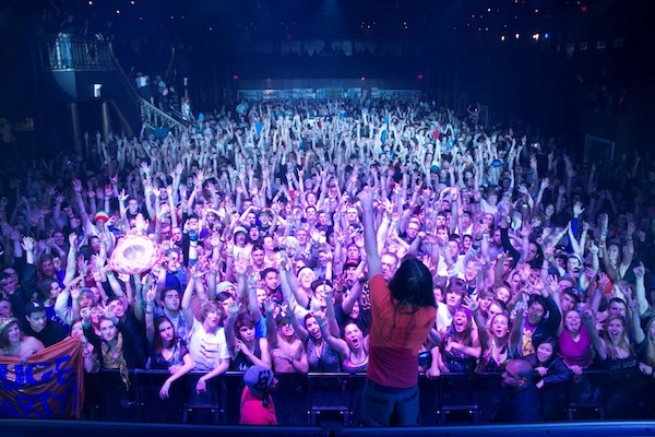 Ugly (Keys N Krates Remix) – Bassnectar