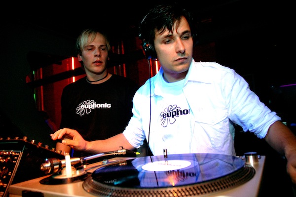 A Night Like This – Kyau & Albert