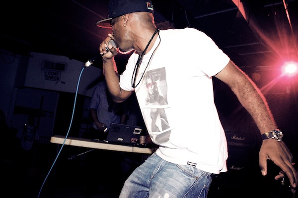 Pumped Up Kicks (Remix) – YONAS